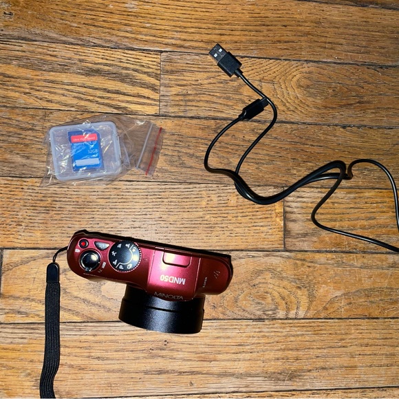 Minolta Camera - Picture 5 of 9